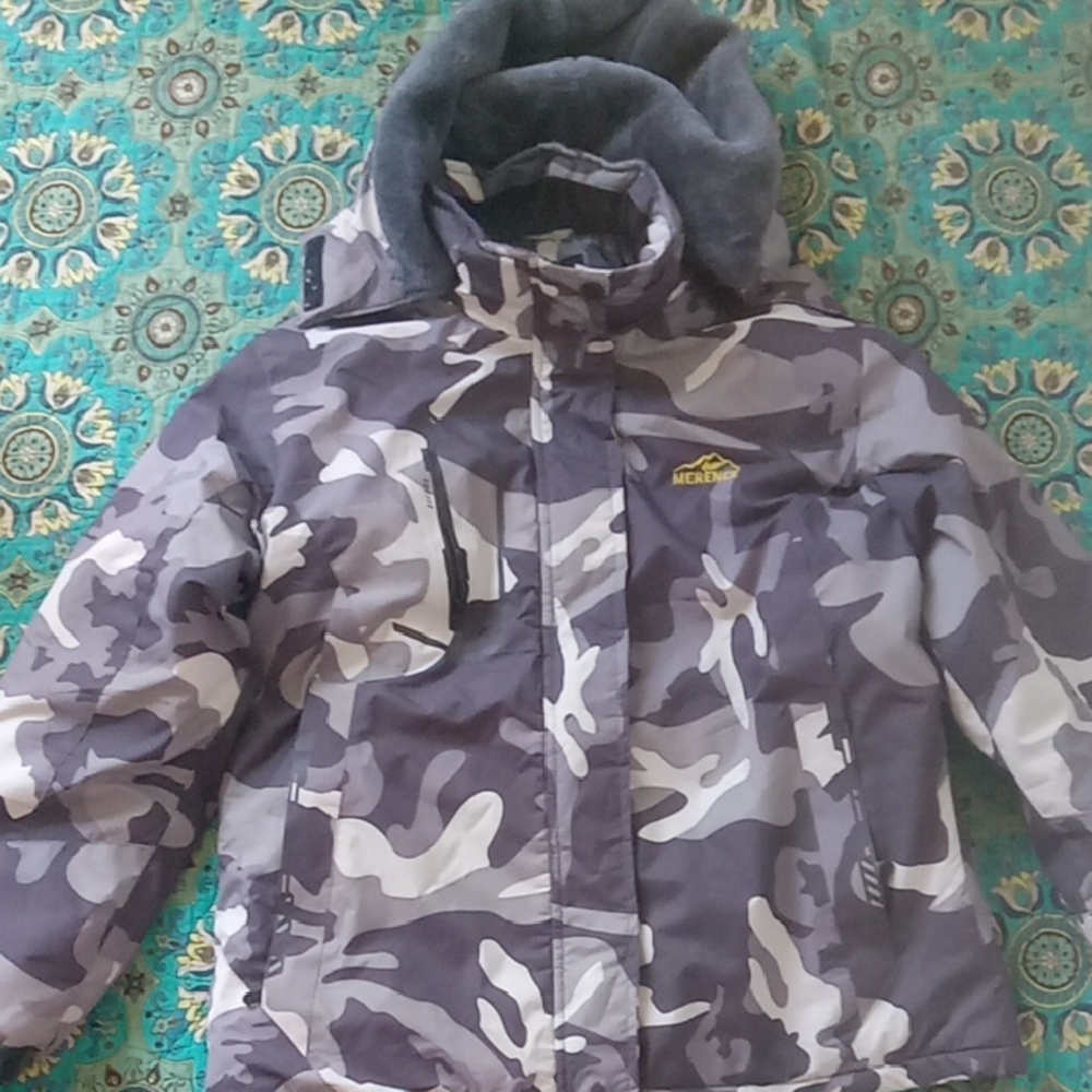 Men's Gray Camo Ski Jacket with Insulated Hood